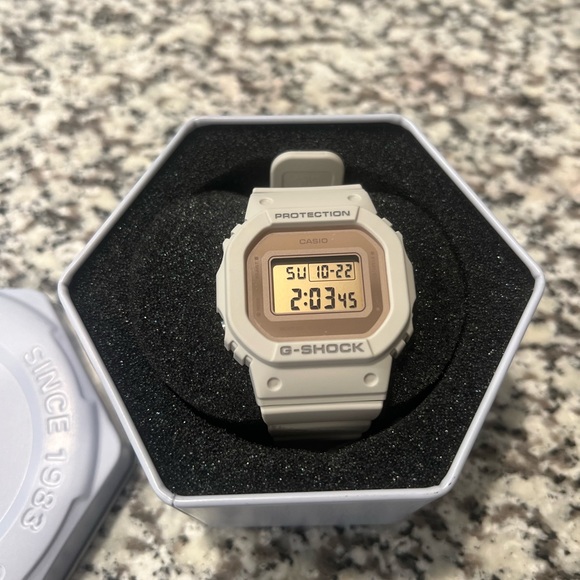 NWT G-Shock Casio 5600 Series Digital Watch - Picture 6 of 7